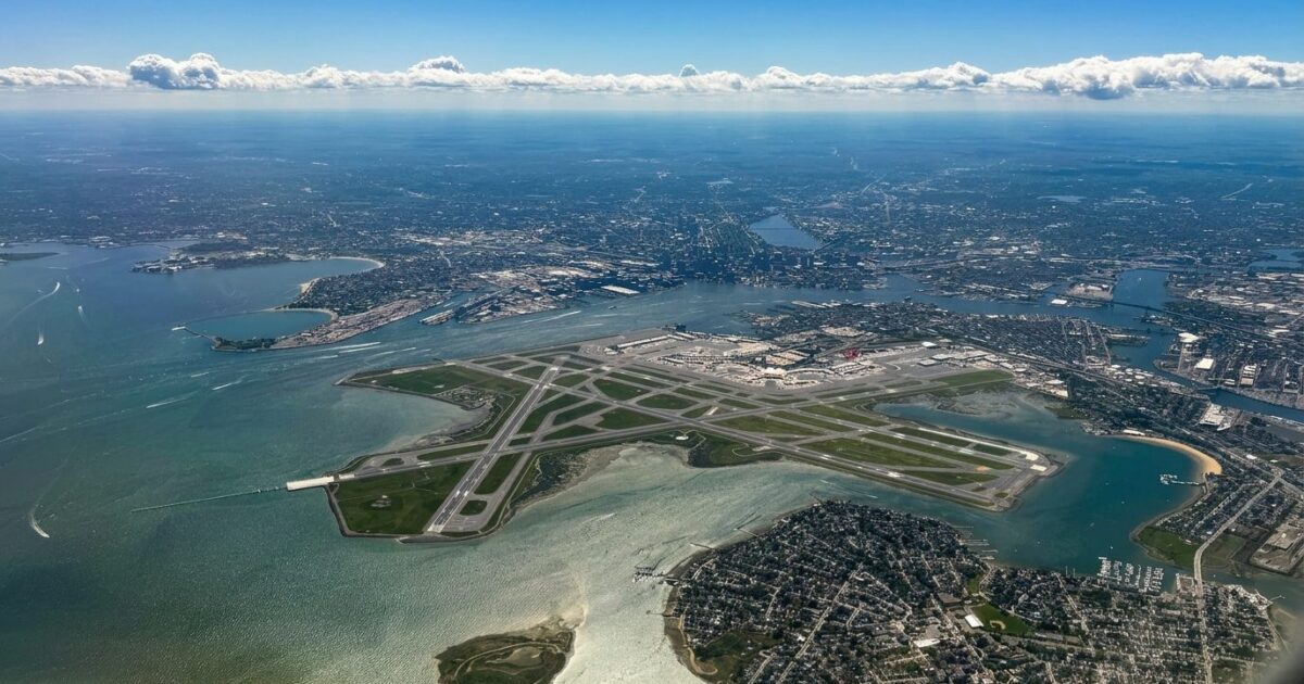 ATC Clears Delta and American Jets Onto Intersecting Runways at Boston Logan — Delta Crew Aborts Landing With 135 Aboard