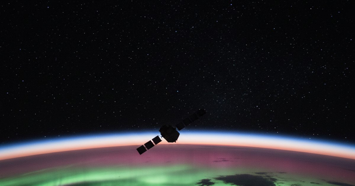 Solar Storm G3 Watch Forces LEO Operators to Scramble as Atmospheric Drag Upends Debris Reentry Forecasts