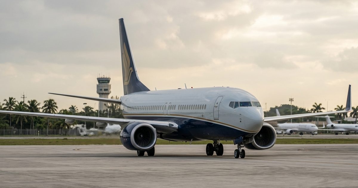 Singapore Airlines 737 MAX Double Tire Burst at Kuala Lumpur Triggers 6-Hour Runway Closure; FOD Under Investigation