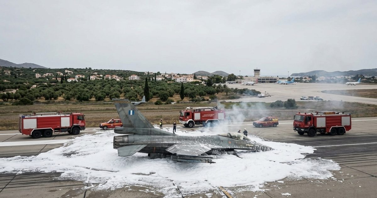 Hellenic Air Force F-16C Belly-Lands in Flames at Zakynthos After Engine Compressor and Hydraulic Double Failure — Civilian Airport Closed, Runway Decontamination Required