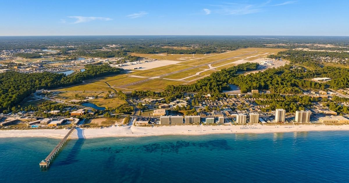 American Airlines Flight 1760 Declares Mayday After Bird Strike at Myrtle Beach