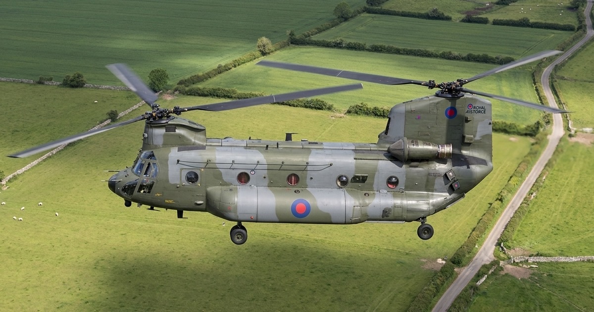 RAF Chinook Forced Into Emergency Field Landing After Bird Strike Near Chippenham