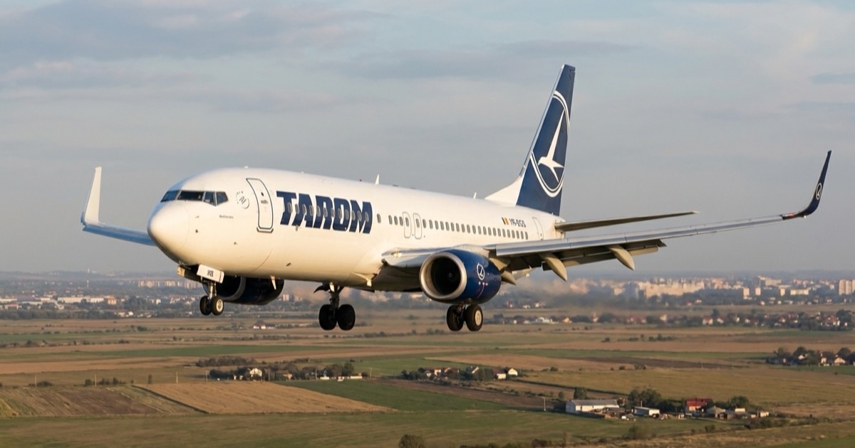 TAROM Flight Diverts to Bucharest After Bird Strike on Cluj-Antalya Route